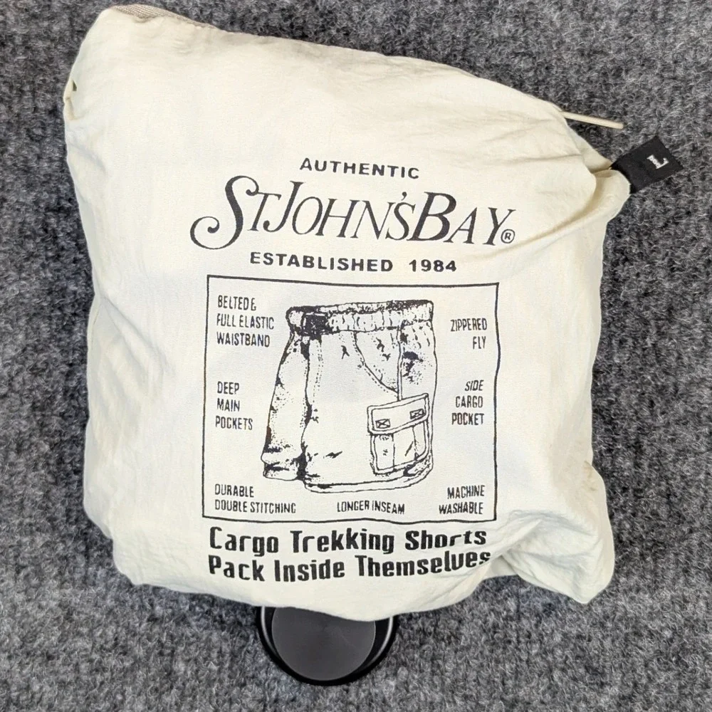 Vintage St Johns Bay Mens Beige Nylon Cargo Shorts Packable Belted Size Large